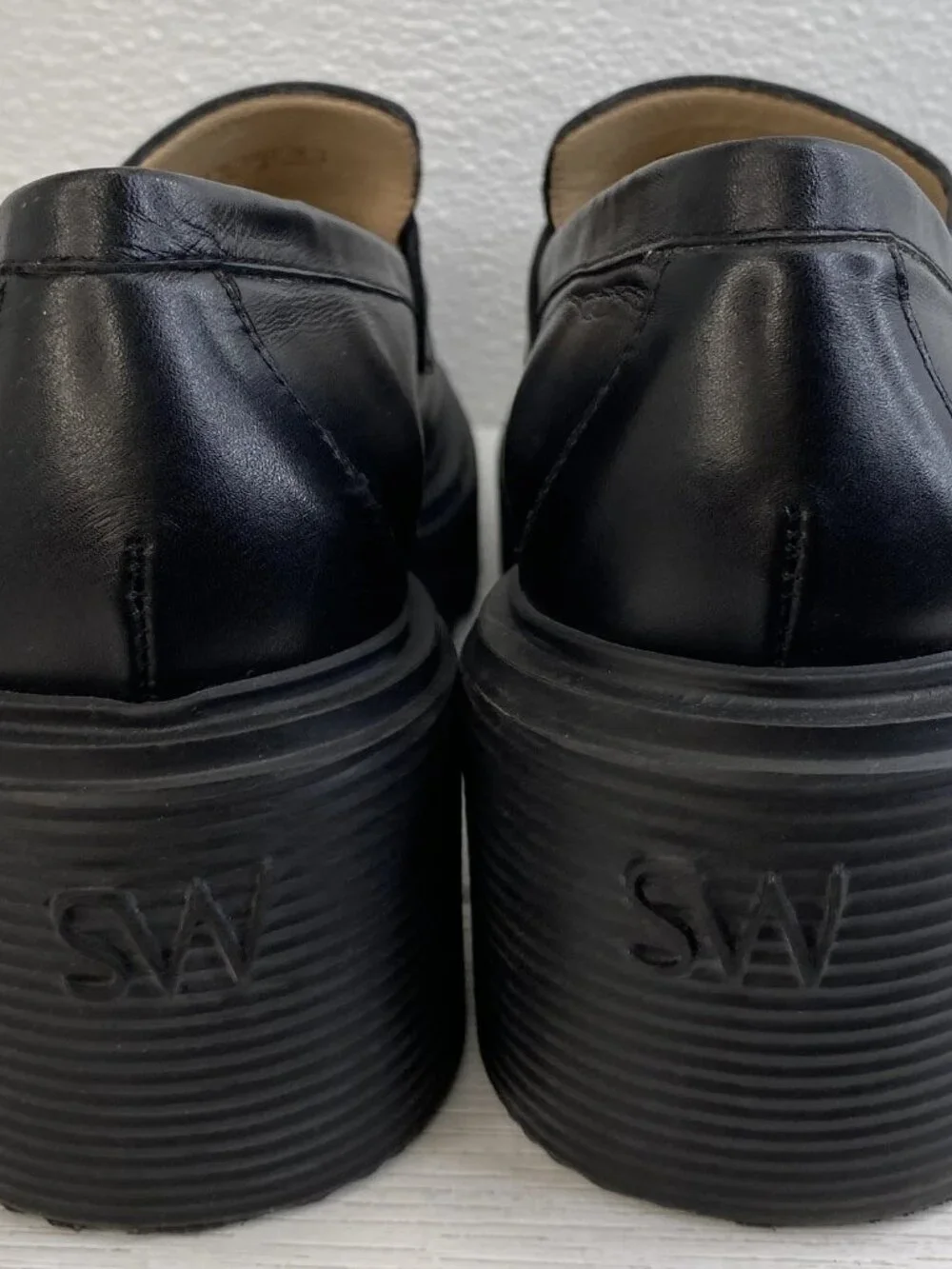 Stuart Weitzman Soho Loafer Women's Size 7.5 Black Leather Platform